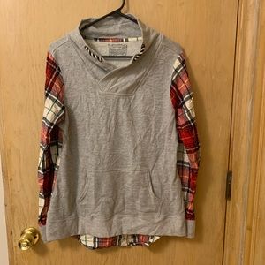 Sweater/flannel
